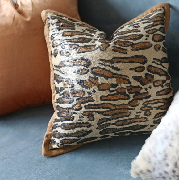 unbranded Other - Leopard Print Sequin Brown Tan Leopard Animal Print Throw Pillow Home Decor 15"